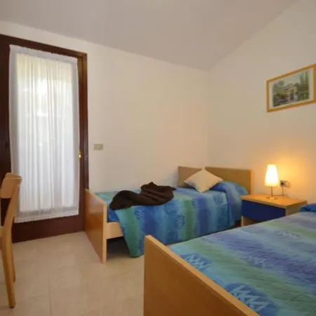 Appartement Lovely Flat In A With Pool *