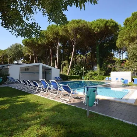 Lovely Flat In A With Pool Apartamento