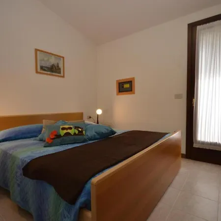 Lovely Flat In A With Pool Διαμέρισμα Μπιμπιόνε